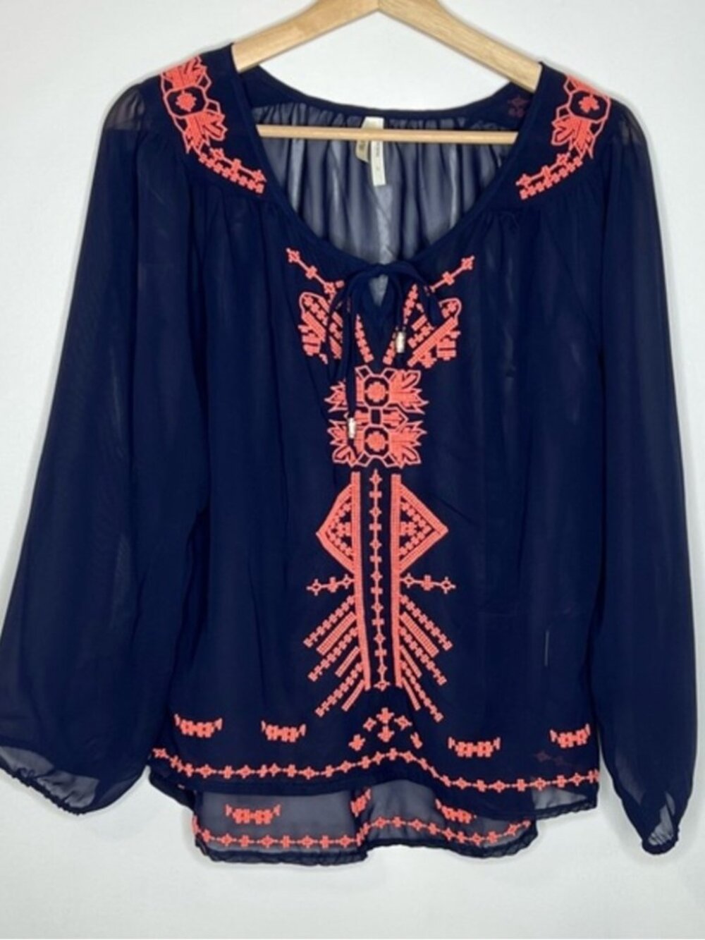 Truth NYC embroidered printed top embroidered peasant top L